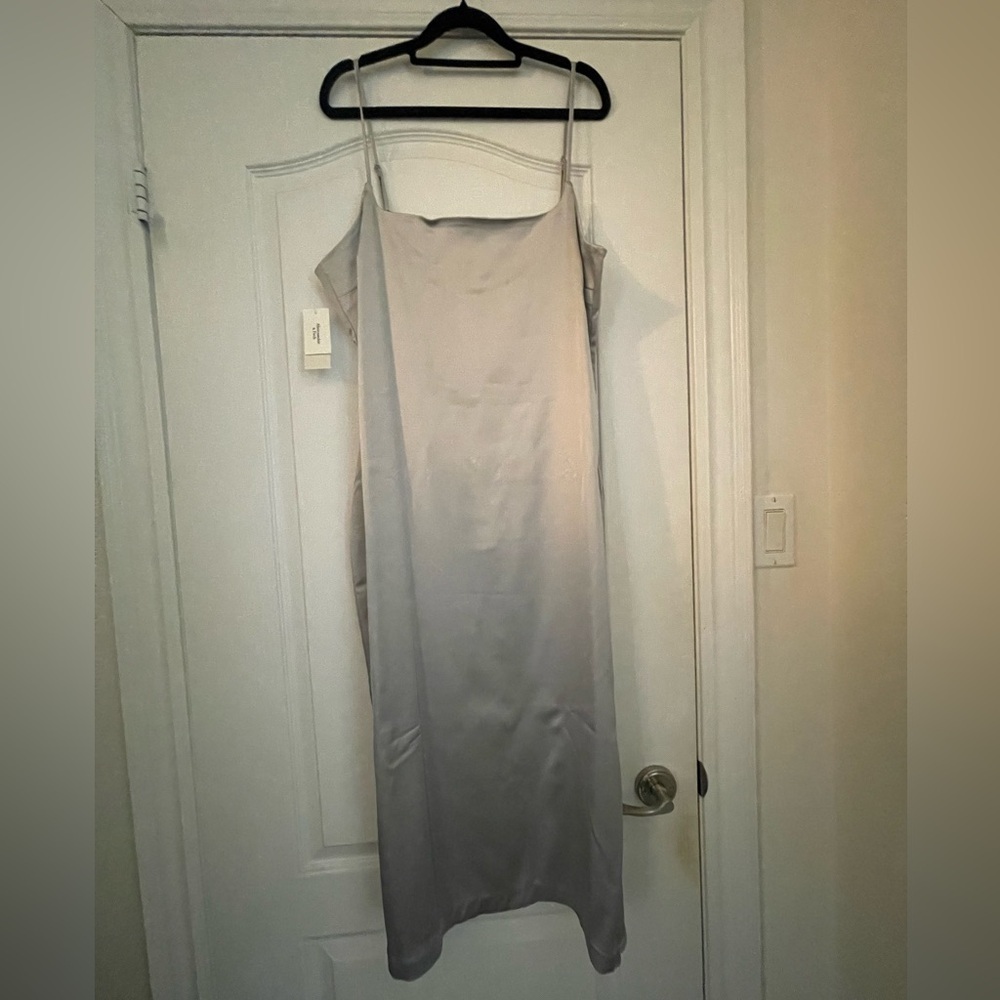Abercrombie & Fitch Satin Midi Dress - Picture 2 of 4